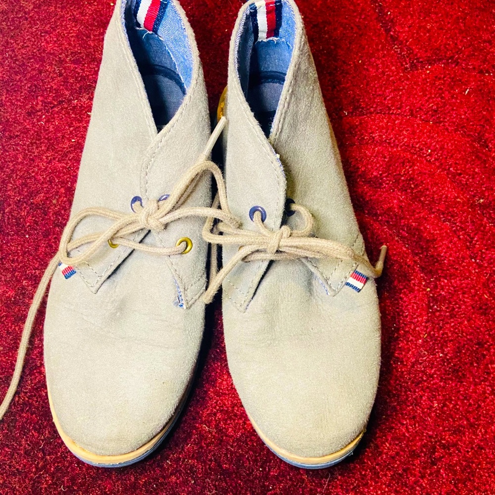 Boys Gray Chukka Boots